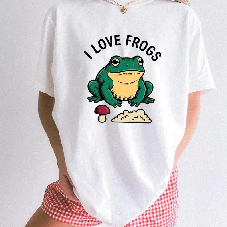 Frog Art Shirt Frog Outdoors Gift Women Classic Tee Toad T-Shirt