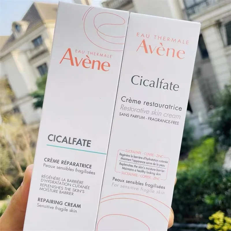 Cicalfate+ Crema Protectora Restauradora, Calmante e Hidratante, Repara la Barrera Cutánea Facial, para Pieles Sensibles