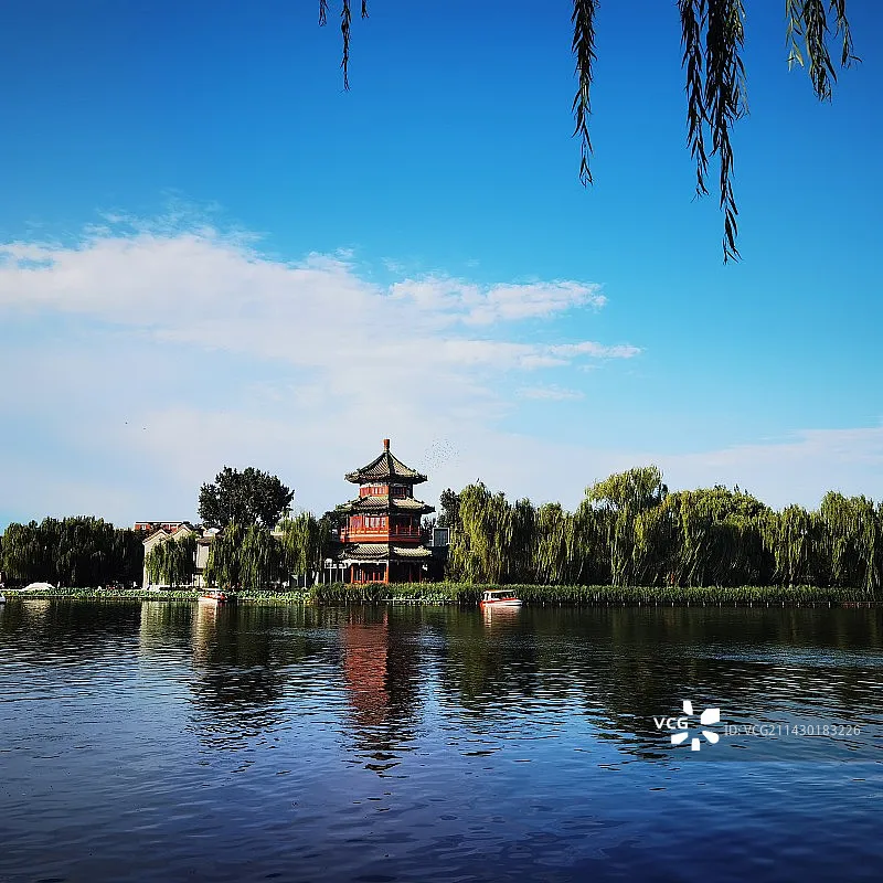 

JJRC Q186 RC Drift Car Racing Stunt Cars Sound Led Lights 2.4G Gesture Remote Control Spray Electric Vehicle Toys for Boys