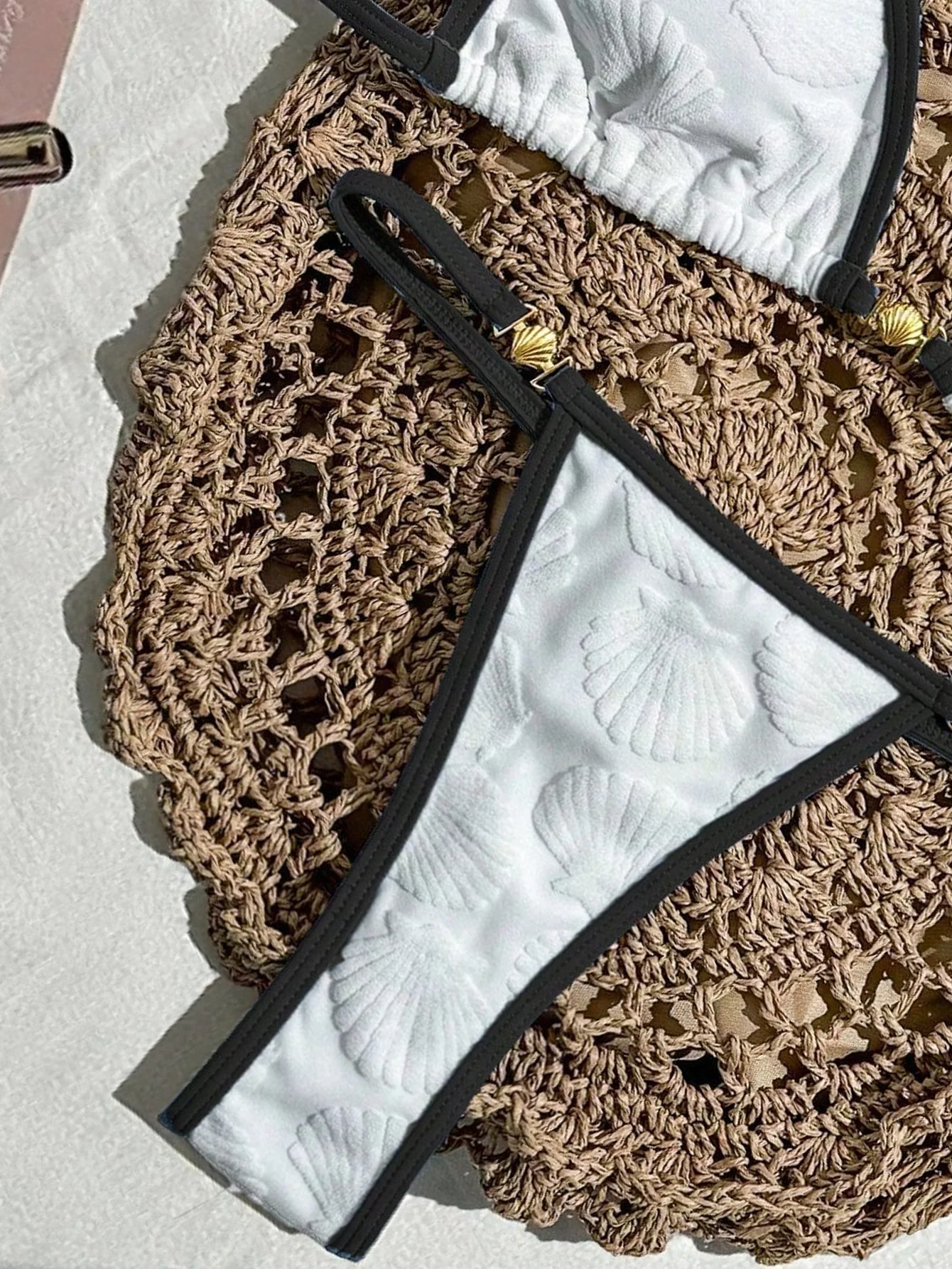 Fleur gaufrage maillots de bain unis licou String Triangle Micro Bikini String Sexy maillot de bain femmes maillot de bain deux pièces Bikini ensemble