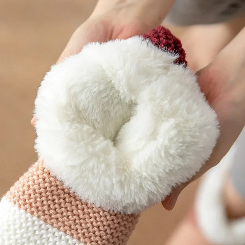 Winter Warm Women Snow Socks Thicken Wollen Socks Non-Slip Indoor Floor Slippers Hosiery Soft Home Women\'s Warm Socks