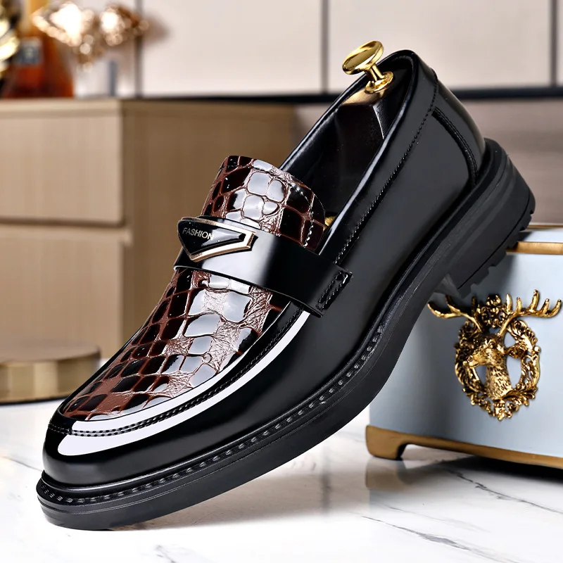 British Style Shoes for Men Genuine Leather Casual Shoes Stone Pattern Patent Leather Business Leisure Fashion Dress Shoes