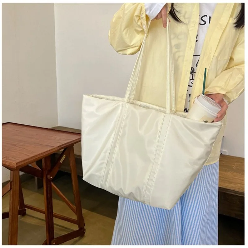 

Модная элегантная кожаная сумка для подгузников, минималистичная винтажная сумка через плечо большой вместимости для женщин, стильная городская сумка для поездок на работу.