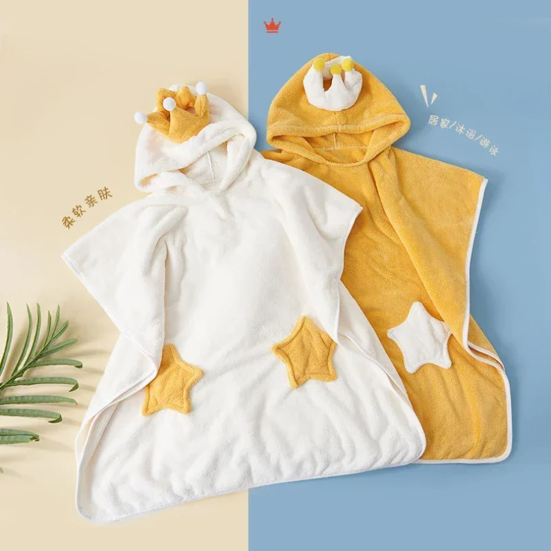 

Cute Cartoon Sanrio Flannel Blanket Bathrobe Cloak Royal Crown PompomPurin Home Furnishing Cloak Blanket Air Conditioner Blanket