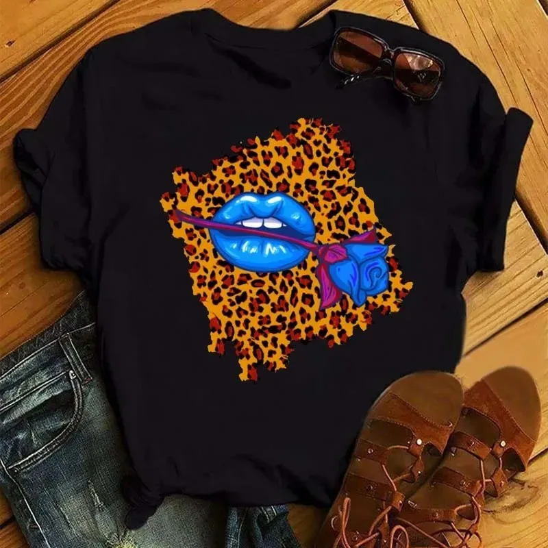 Women Pink Lips Leopard Graphic T Shirt Casual Fahion O-neck Sexy Black Tees Kiss Lip Funny Girls Tshirt,Drop Shipping HOT