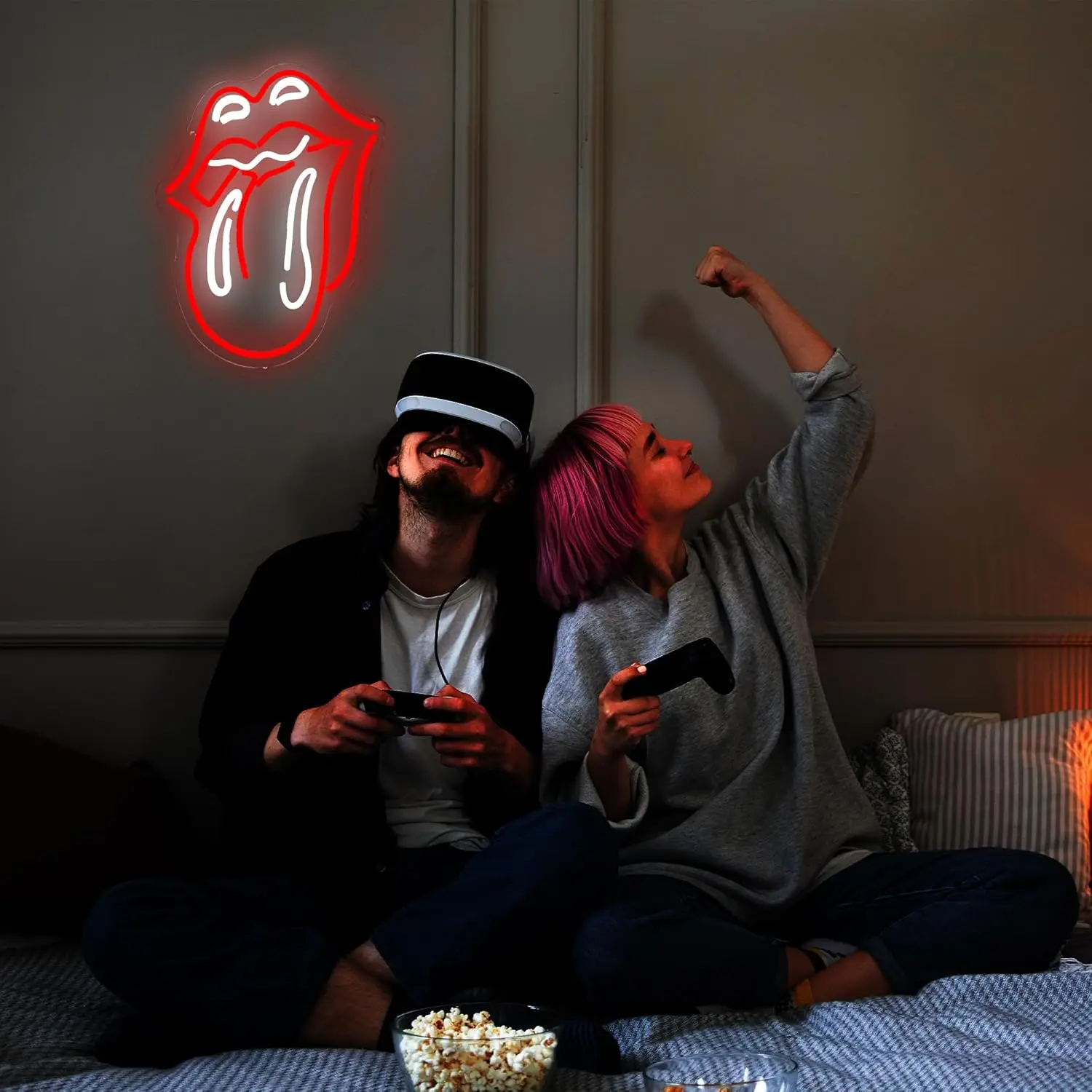 Lips Tongue Neon Signs LED Light Sign,for Bedroom Bar Store Birthday Party Man Cave Christmas Supply Gifts(38*29.45cm)