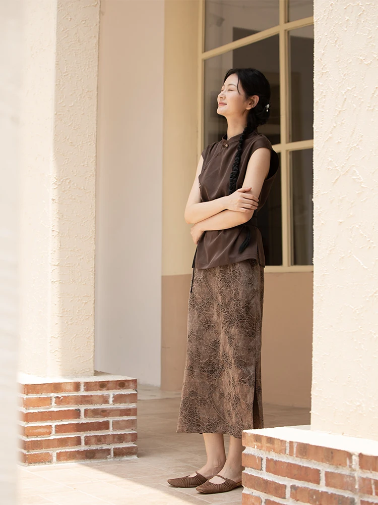 

Новая летняя юбка из китайского шелка с вышивкой в стиле ретро для молодых женщин, оригинальный дизайн, с эффектом облачного шелка