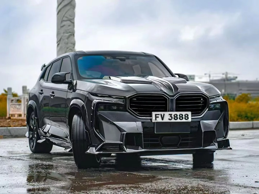 Applicable to the XM G09 (2022-2023) for Customization Upgrade with a -style Carbon Fiber Body Kit/Polished Finish