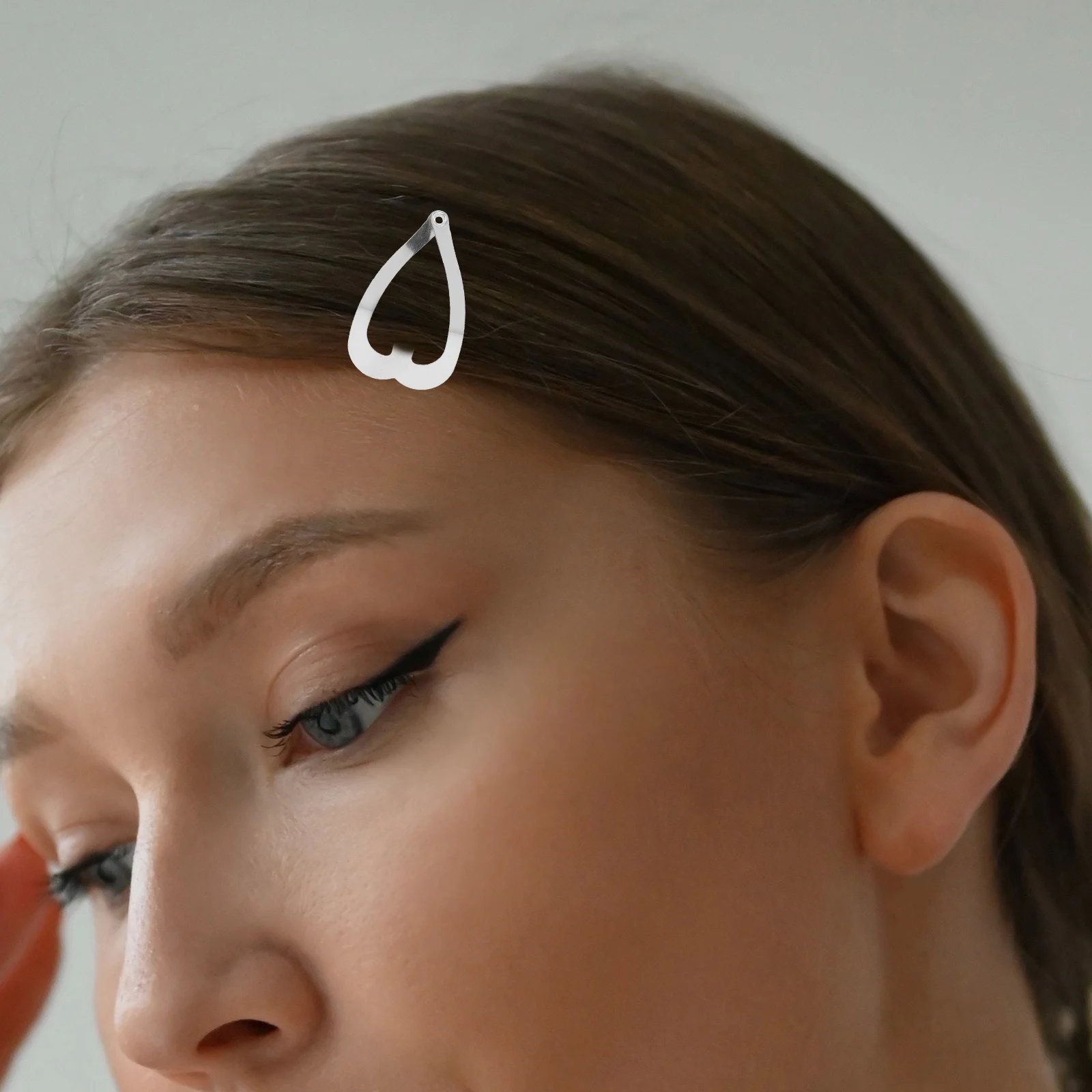 

100Pcs Heart Hair Clips Elegant Kawaii Snap Barrettes for Women Vintage Hair Jewelry Decorative Accessories for Styling and