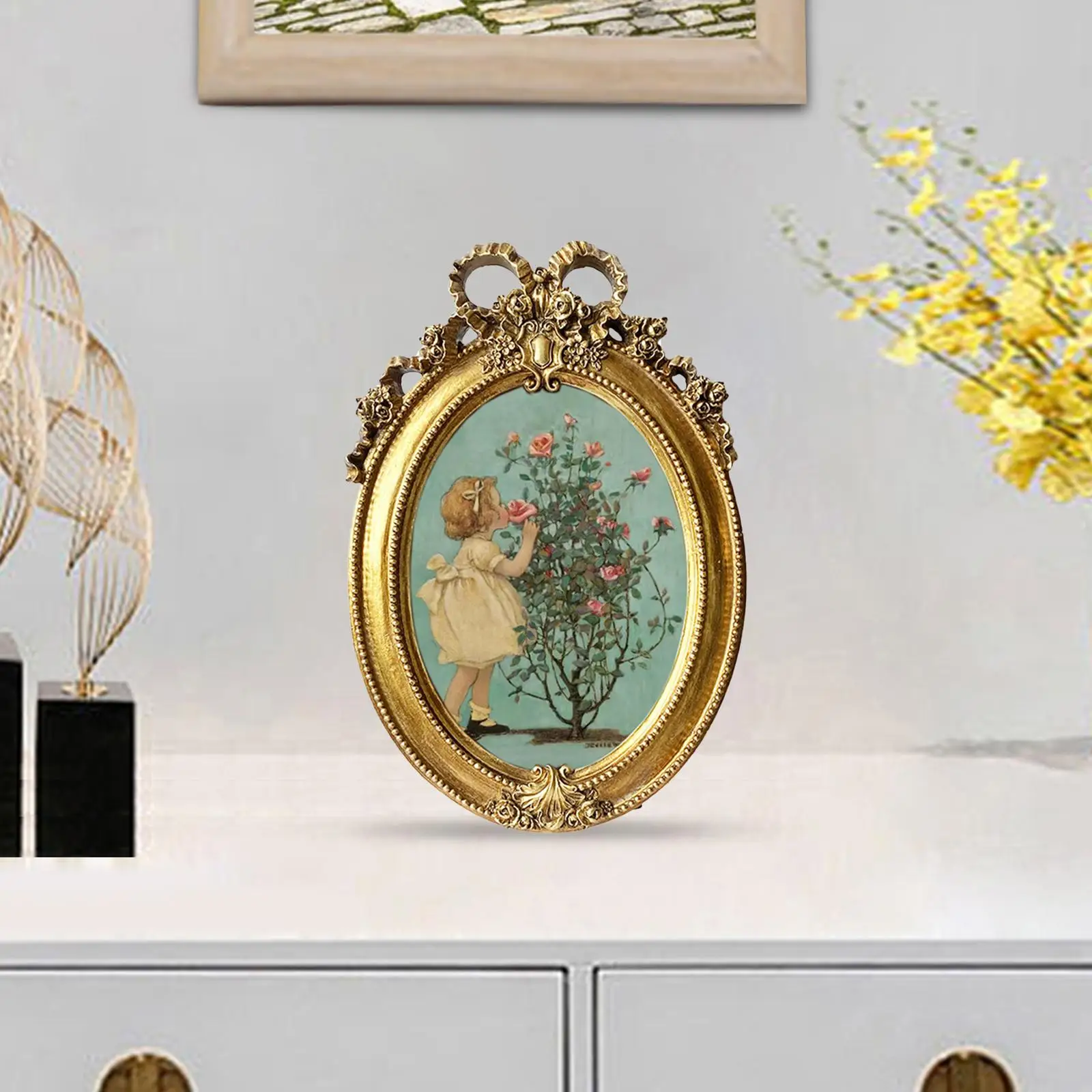 Photo Frame Retro Style Ornate Picture Frames for Desktop Bedroom Decoration