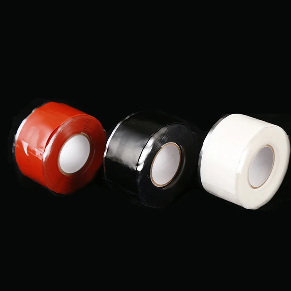 Прочная водонепроницаемая силиконовая лента из ПВХ. Высокая термостойкость для ремонта утечек и изоляции, легко режется к размерам.