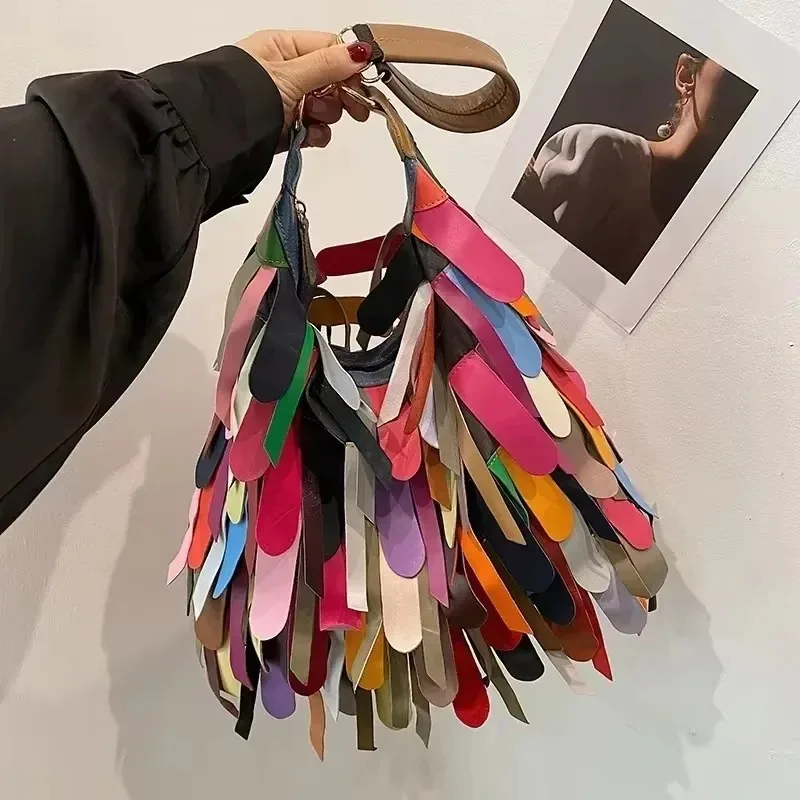 

2025 Autumn/Winter New High Texture Fashion Trendy Women's Bag Color Splicing Large Capacity Single Shoulder Tote Bag Paquete