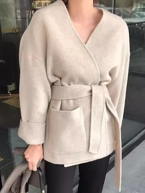

Chic Autumn Winter Woolen Coat Women's V-ne Long Sve Belted Waist Design Large ket Casual Sle Faion Outerwear