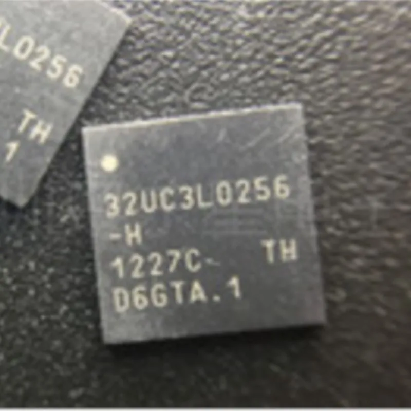 

AT32UC3L0256-D3HR 32UC3L0256-D3HR 32UC3L0256-H QFN48 5PCS