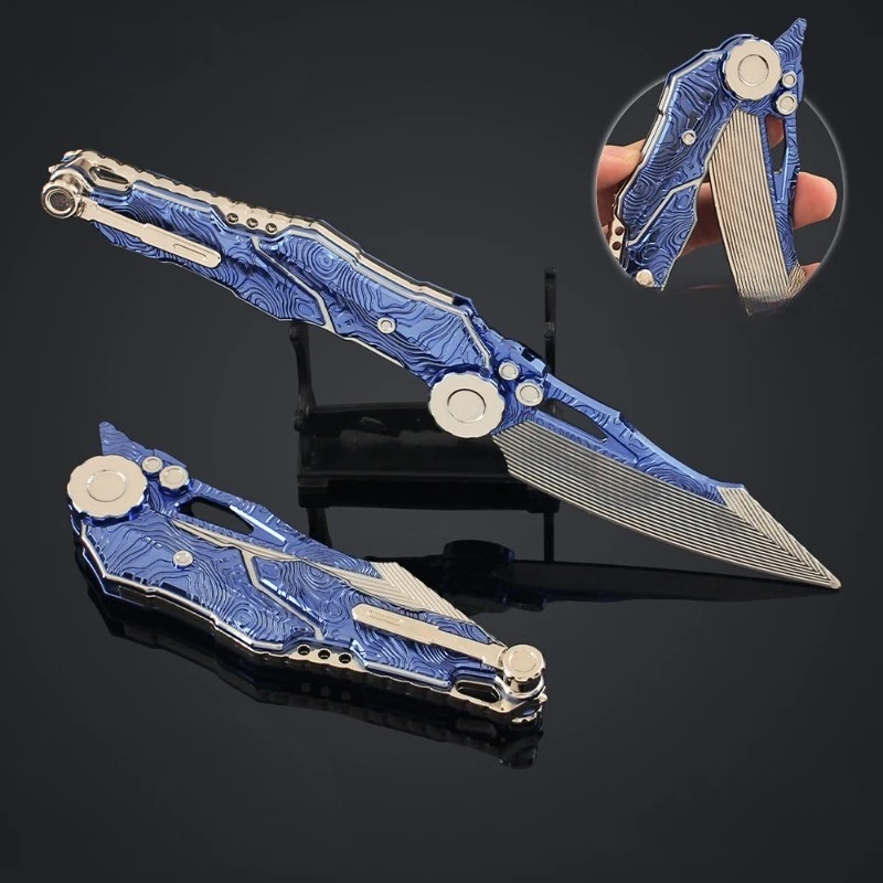 22 cm/8.66in Arena Breakout Versione pieghevole S07 Coltello pieghevole Modello di gioco in lega Collezione in metallo Giocattolo Ornamento Display da tavolo Regalo