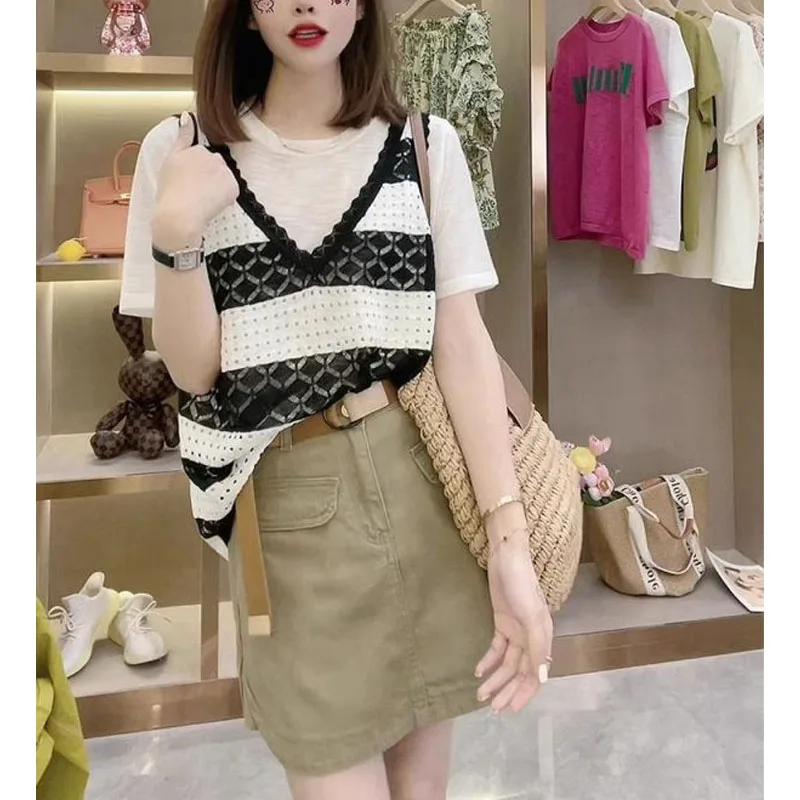 2024 Summer New Casual Fake Two Pieces Crew Neck Striped Elegant Loose Spliced Short Sleeve Hollow Out Women\'s Knitted Tops