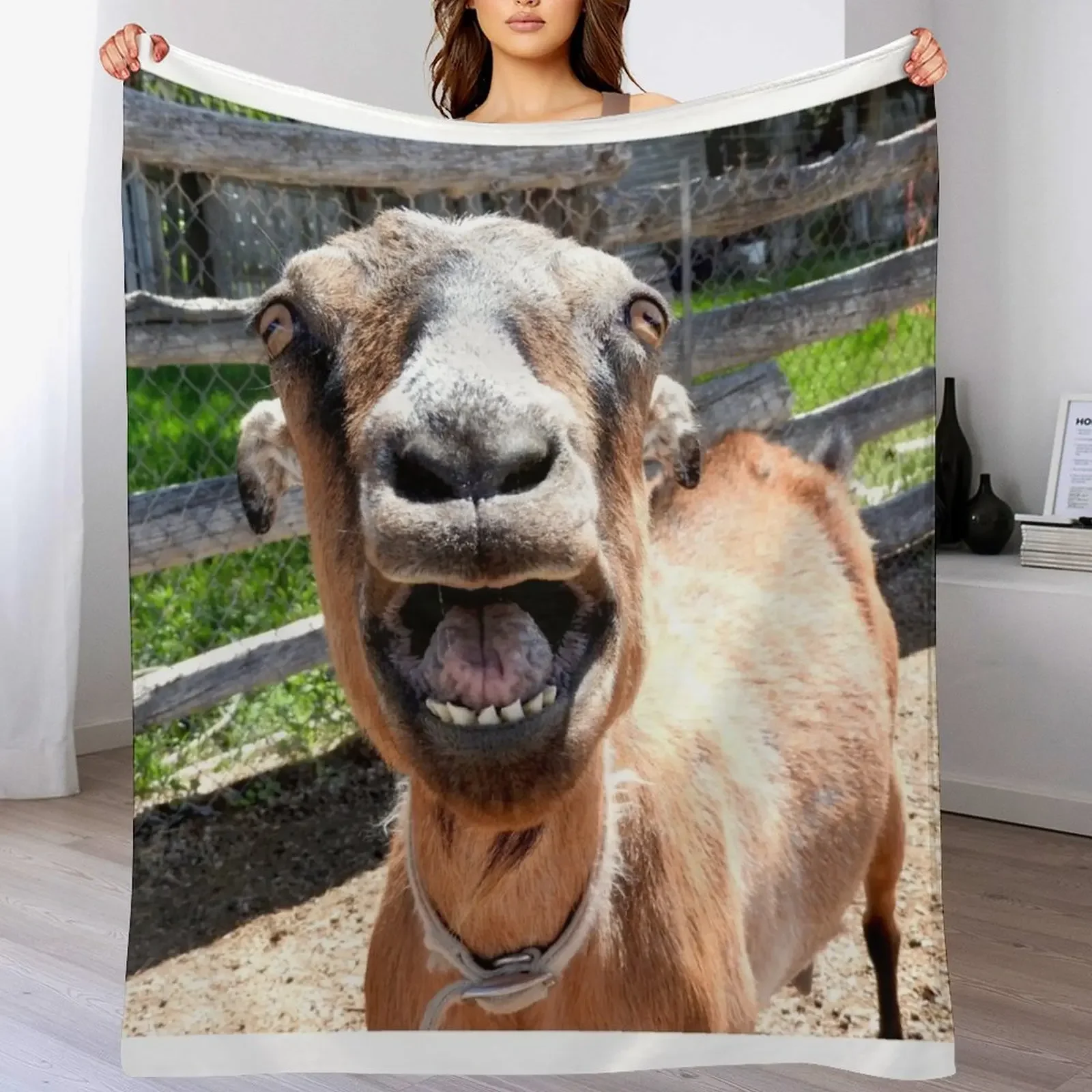 

smiling goat, yelling goat, funny goat Throw Blanket Shaggy Furry Soft Blanket for Bedroom Living Room