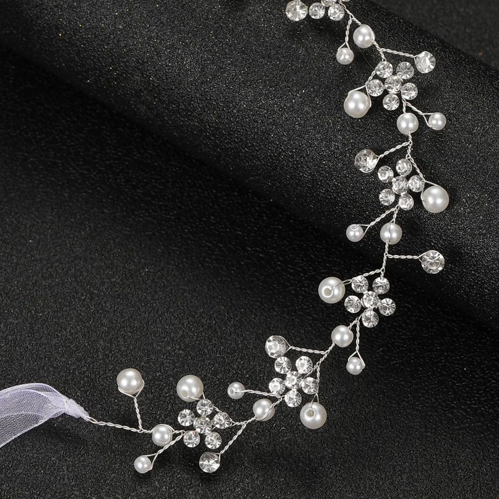 Diadema elegante de perlas para mujer, tocado antideslizante con diamantes de imitación brillantes para espectáculo de máscaras de boda