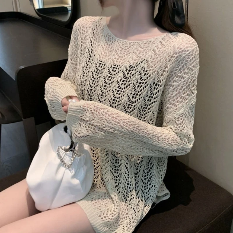 

Thin Long Sleeve Air Conditioning Shirt Loose Outer Hollow Knit Sweater Women Summer Fashion Sunscreen Cover-up Tops Q17