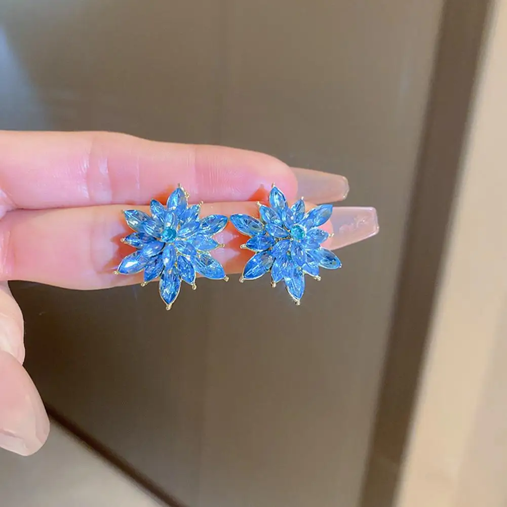 1 par de pendientes de tuerca para mujer con forma de copo de nieve, diamantes de imitación cuadrados OL, pendientes para ir al trabajo, citas, fiesta de graduación, joyería para oreja