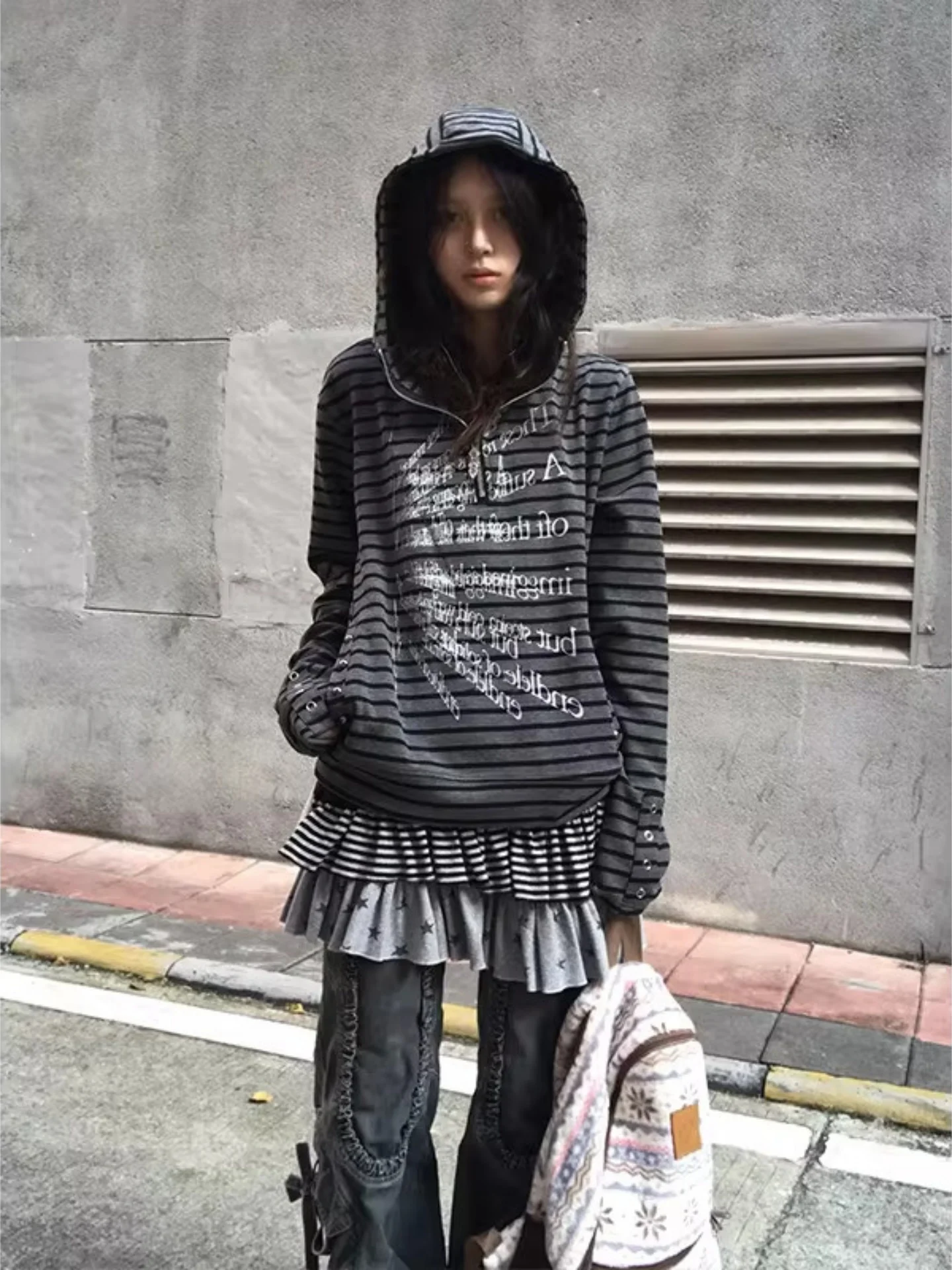 Unisex Long Sleeve Striped T-Shirt Letter Print Hoodie Couple Matching Dark Style Casual Wear Spring Autumn Seasonal Fashion