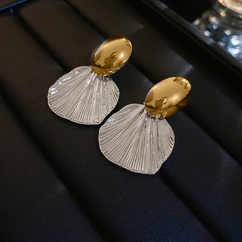 Vintage Silver Color Metal Big Shell Drop Earrings For Women Fashion Punk Geometry Alloy Dangle Earring Jewelry Accssories Gifts image 5