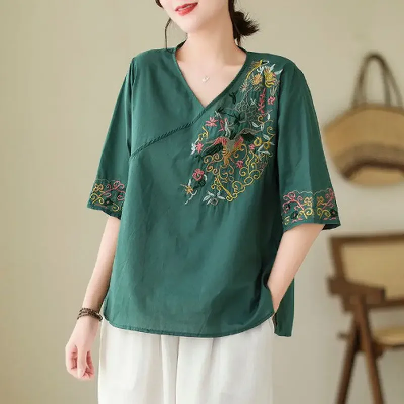 2024 Summer Ethnic Style Embroidery Loose Casual Blouse Female Half Sleeve Oversized Vintage Shirt Women Fashion Pullover Z343