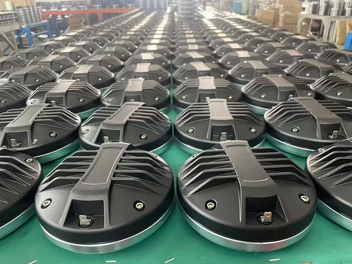 8ohm DE1080TN 4 بوصة ملف صوتي 150 واط HF مجموعة خط التيتانيوم مكبر الصوت النيوديميوم 100 مللي متر مكبر الصوت