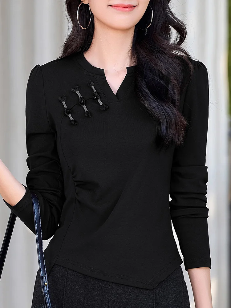Nieuw Dames Chinese stijl T-shirt met lange mouwen Lente Herfst Mode Kleine V-hals Slanke taille Asymmetrische T-shirts Eenvoud Basic T-shirts