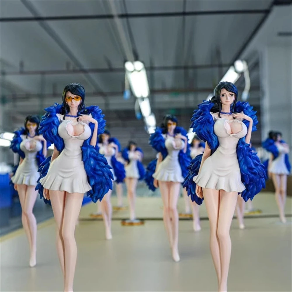 Vestido Nico Robin dorado de película de una pieza de anime de 31 cm Ver. Figura de acción de PVC, estatua de chicas sexys, juguetes de modelos coleccionables, regalos de muñecas