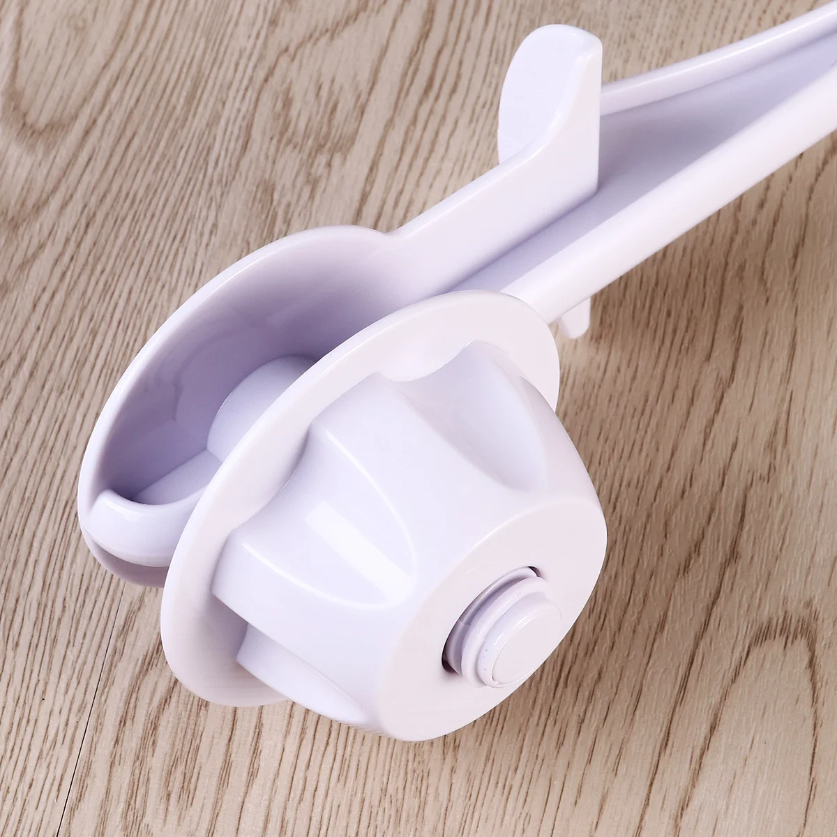 

Baby Crib Bell Holder White 50.3X43.8X21.6Mm Abs Plastic 360 Degree Rotate Sturdy Arm For Crib Bed