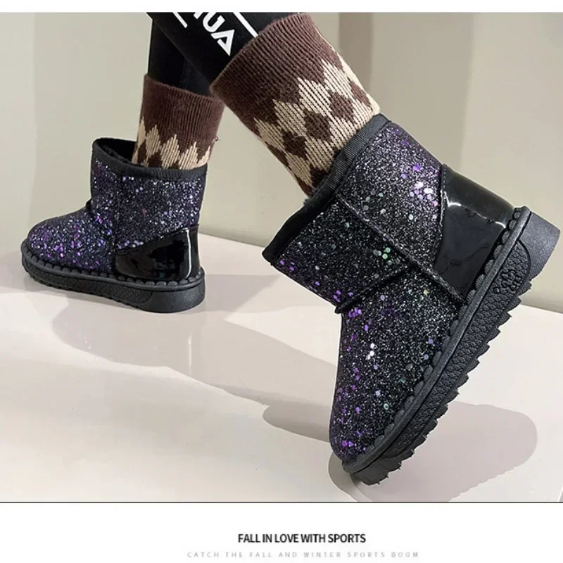 Stivali da principessa in velluto spesso Sneaker alla moda per bambini Stivali da neve caldi per bambini in peluche Scarpe invernali in cotone con paillettes per nuove ragazze per bambini