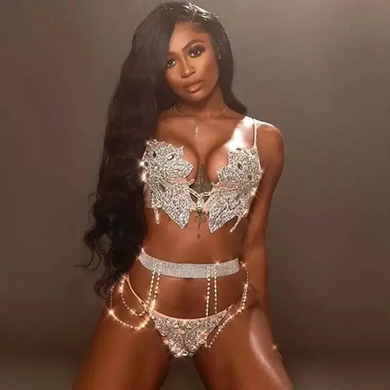 

Silver Diamond Bikini 2-Piece Set Model Catwalk Club Bar Party Show Costume DJ Singer Dancer Bra Shorts Pole Dancing Stage Wear