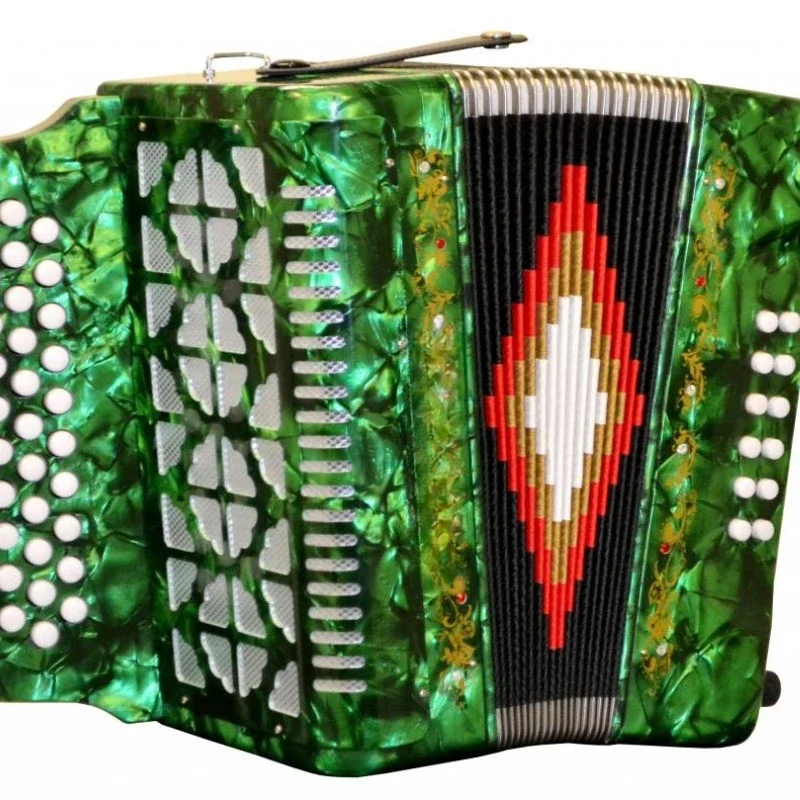 Instruments, accordion 31 keys, 12 bass, hard case