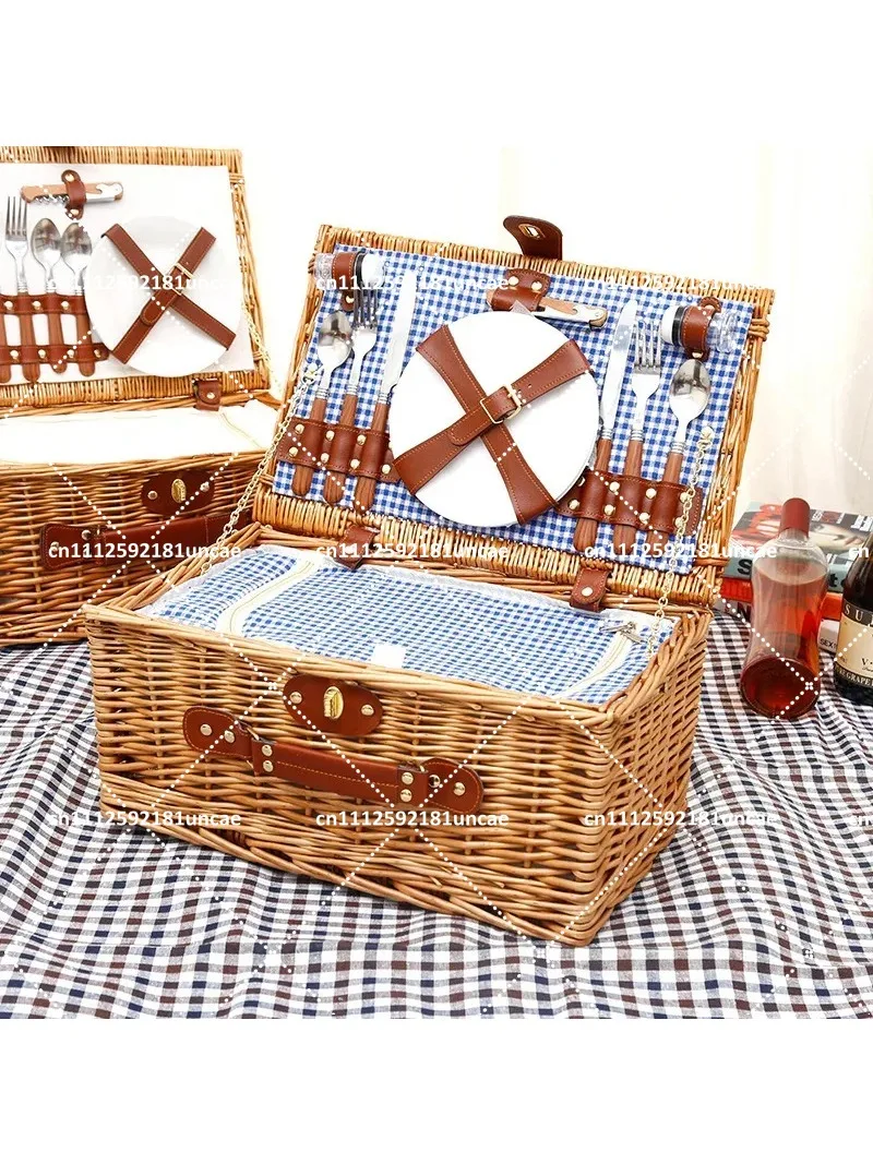 

Rattan Wicker Outdoor Picnic Storage Basket with Cutlery for Fruit Vegetables and Steak