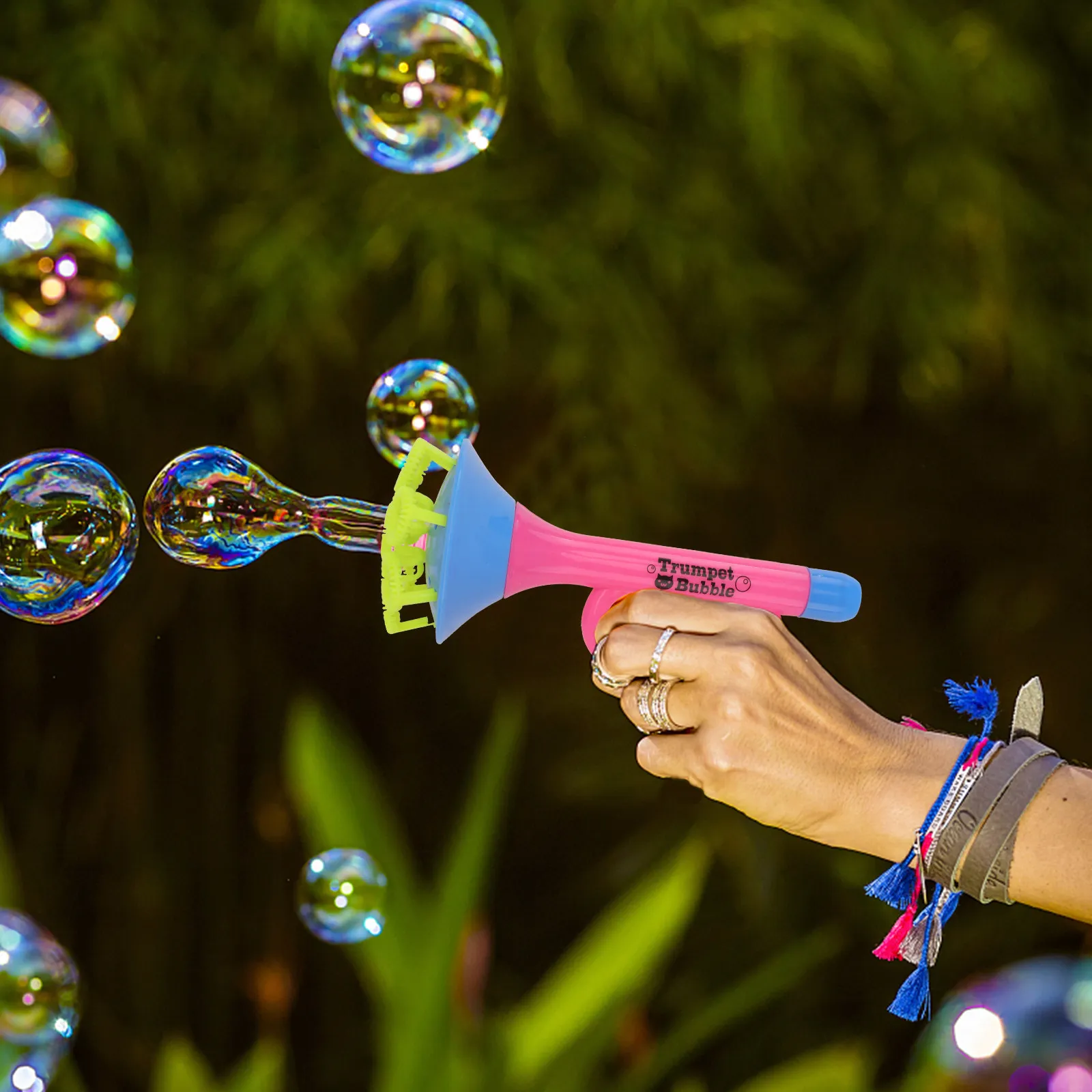

29Pcs Cartoon Bubble Stick Set Durable Handle Tray Included Bubble Water Bars Perfect for Kids Party Outdoor Activity
