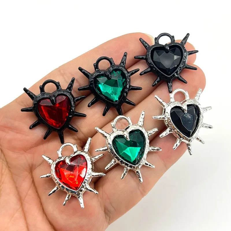 5Pcs 30*33mm Goth Spiky Burning Heart Pendant Punk Thorn Heart Charms for Y2K Grunge DIY Jewelry Making Jewelry Craft Findings