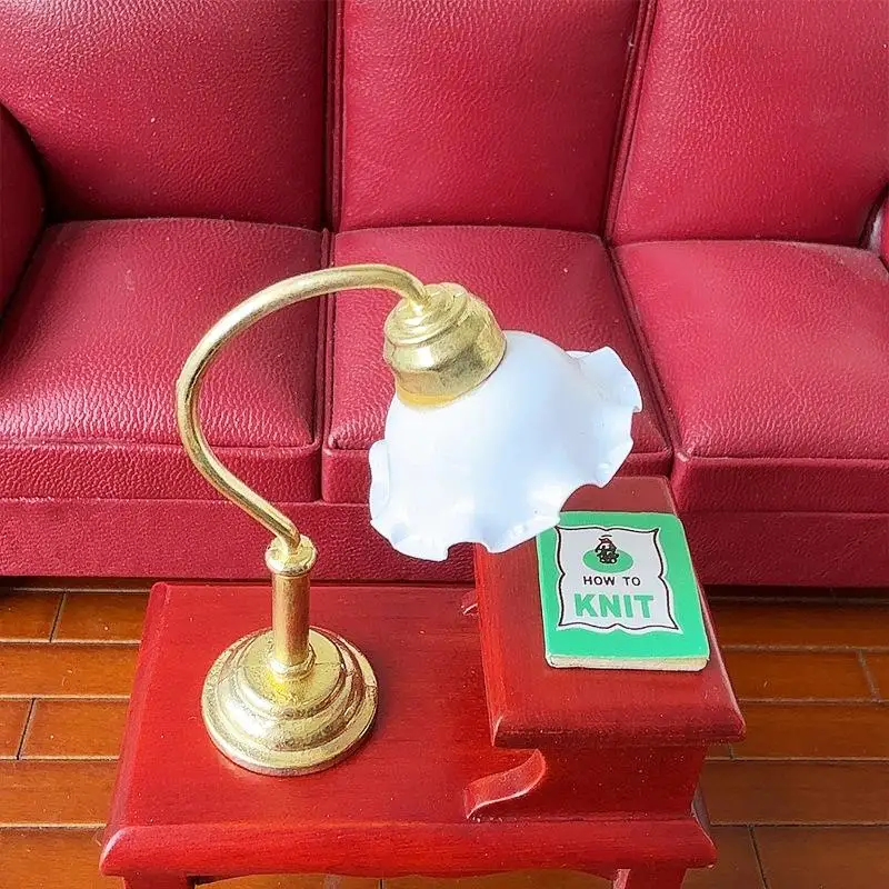 

4*5.5cm 1/12 Dollhouse Simulation Table Lamp Bedside Light Doll Home Lamp Living Scene Decor Dolls House Furniture Accessories
