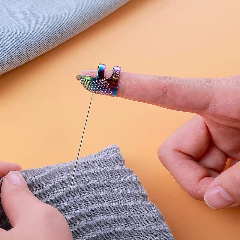 Ditale da cucito lavoro a mano cucito ditale protezione per le dita in metallo scudo per le dita anello cucito punta delle dita strumento per cucire