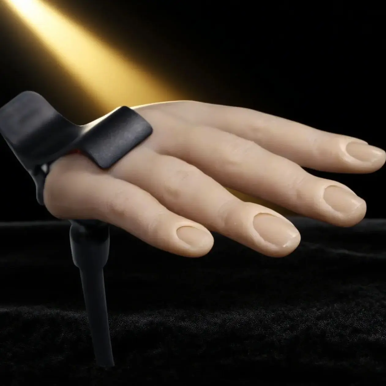 

Nail Art Practice Hand - Silicone Fake Finger Display Stand with Flexible Joints for Beginner Training, Nail Polish Application