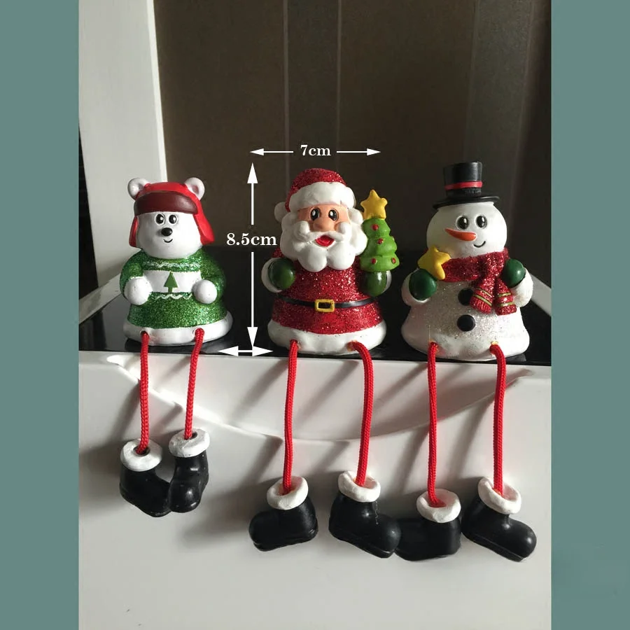 Sitting posture with moving feet, Santa Claus snowman, polar bear sitting posture ornament