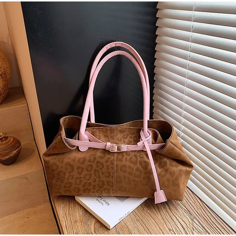 Leopardenmuster Gürtelschnalle Unterarm Umhängetasche, Vintage Große Kapazität Frauen Einkaufstasche, 2025 Herbst Winter Neue Top Griff Handtasche – Detail 2