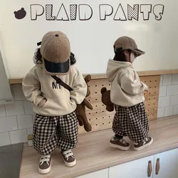 Set per bambini con lettera di moda pantaloni in felpa di peluche 2 pezzi Set di peluche invernali da ragazza nuovo abbigliamento coreano per bambini autunno/inverno