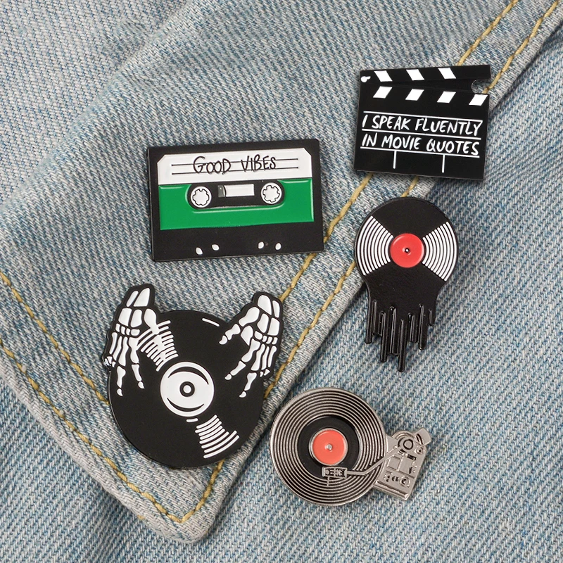 Pin esmaltado, cinta de buenas vibraciones, DJ, tocadiscos de vinilo, insignia, broche, Pin de solapa, camisa vaquera, joyería gótica fresca, regalo, amantes de la música Punk