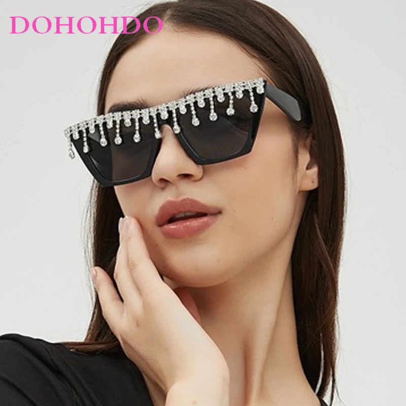 

Trend Fashion Square Imitation Diamond Sunglasses Women Men Retro Luxury Sunglasses Outdoor Street Photography Sunglasses UV400