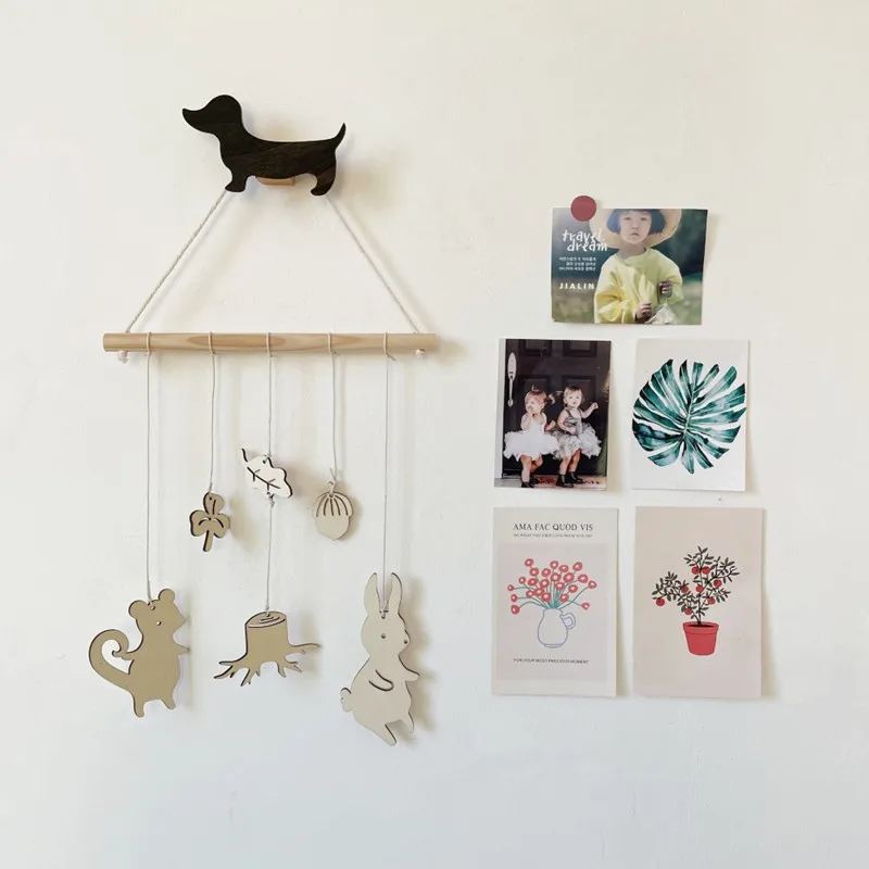 INS Nordic Wooden Stick With Animals Chips Pendants Wall Hanging Ornaments Baby Kids Room Decoration Nursery Decor Photo Props
