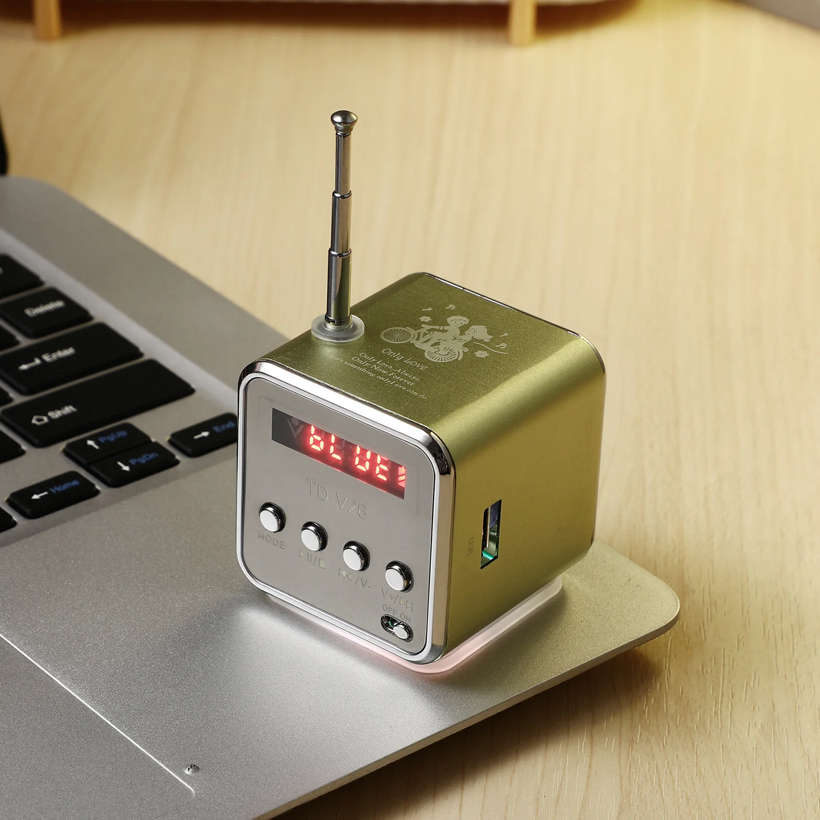 مكبر صوت رقمي صغير محمول، مشغل Mp3 Mp4، قرص USB صغير، راديو Fm، تصميم مدمج أخضر، صوت واضح #3