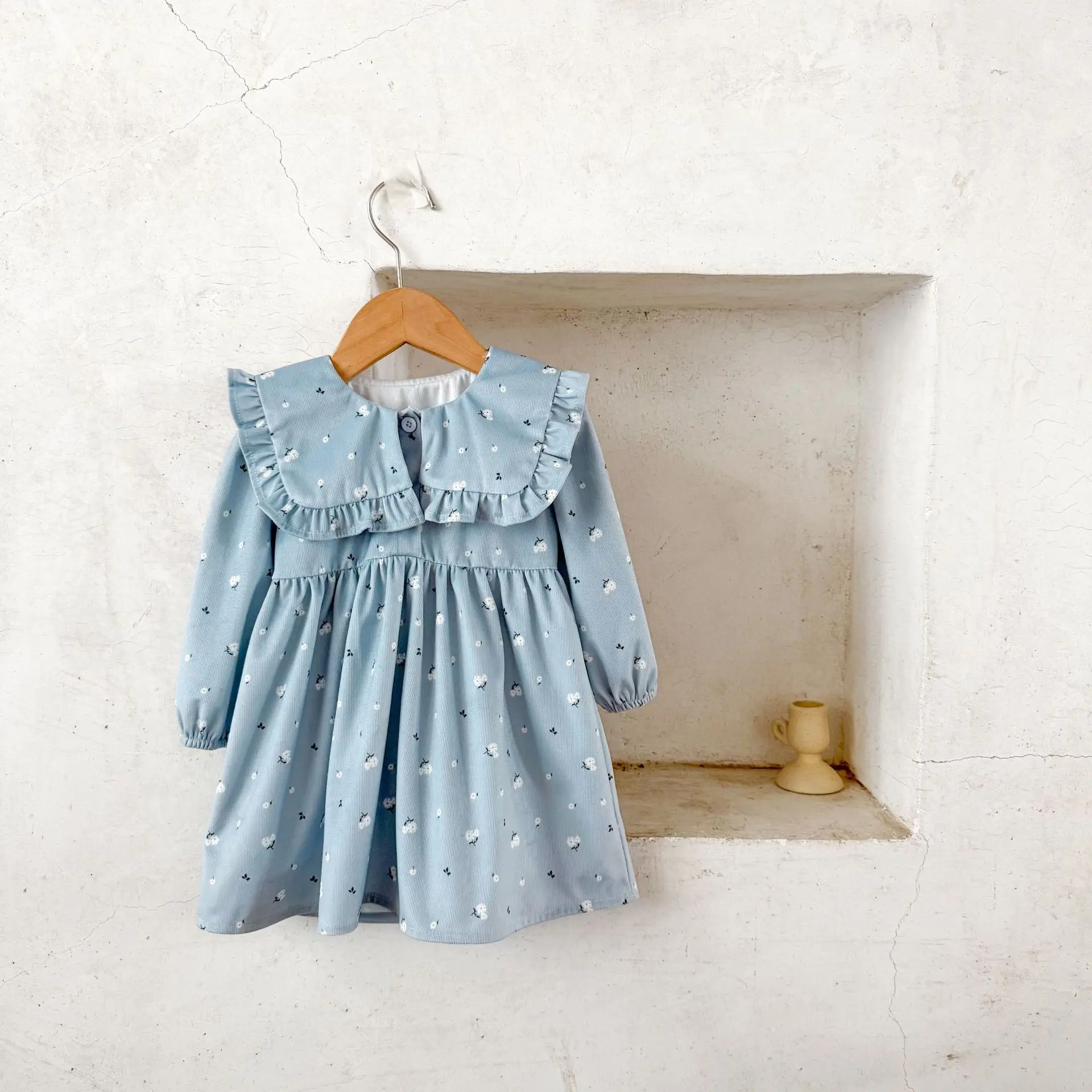 

Girls baby spring and autumn corduroy print lapel dress medium and small children's versatile trend dress