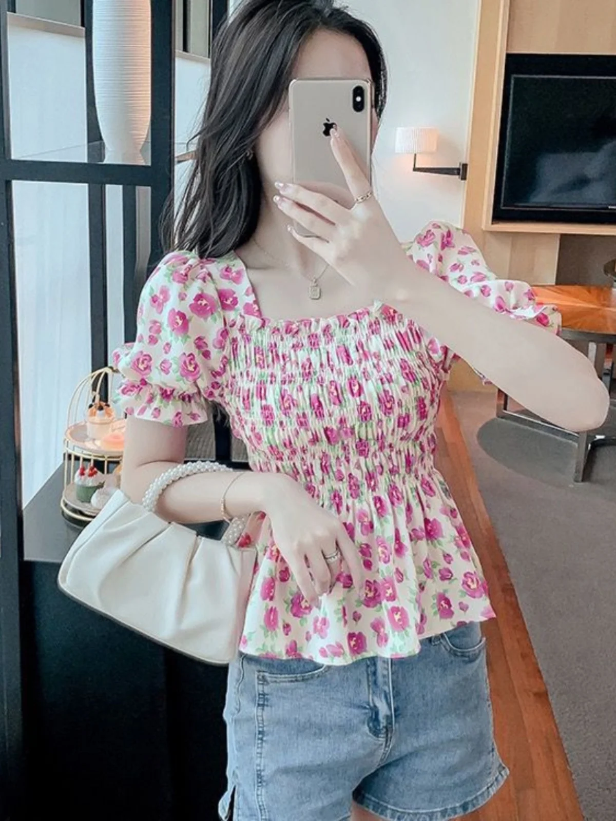 

Sweet Style Short Sleeve Women's Chiffon Shirt Slim Fit Bubble Sleeve Square Collar Floral Print Top for Summer New Arrival