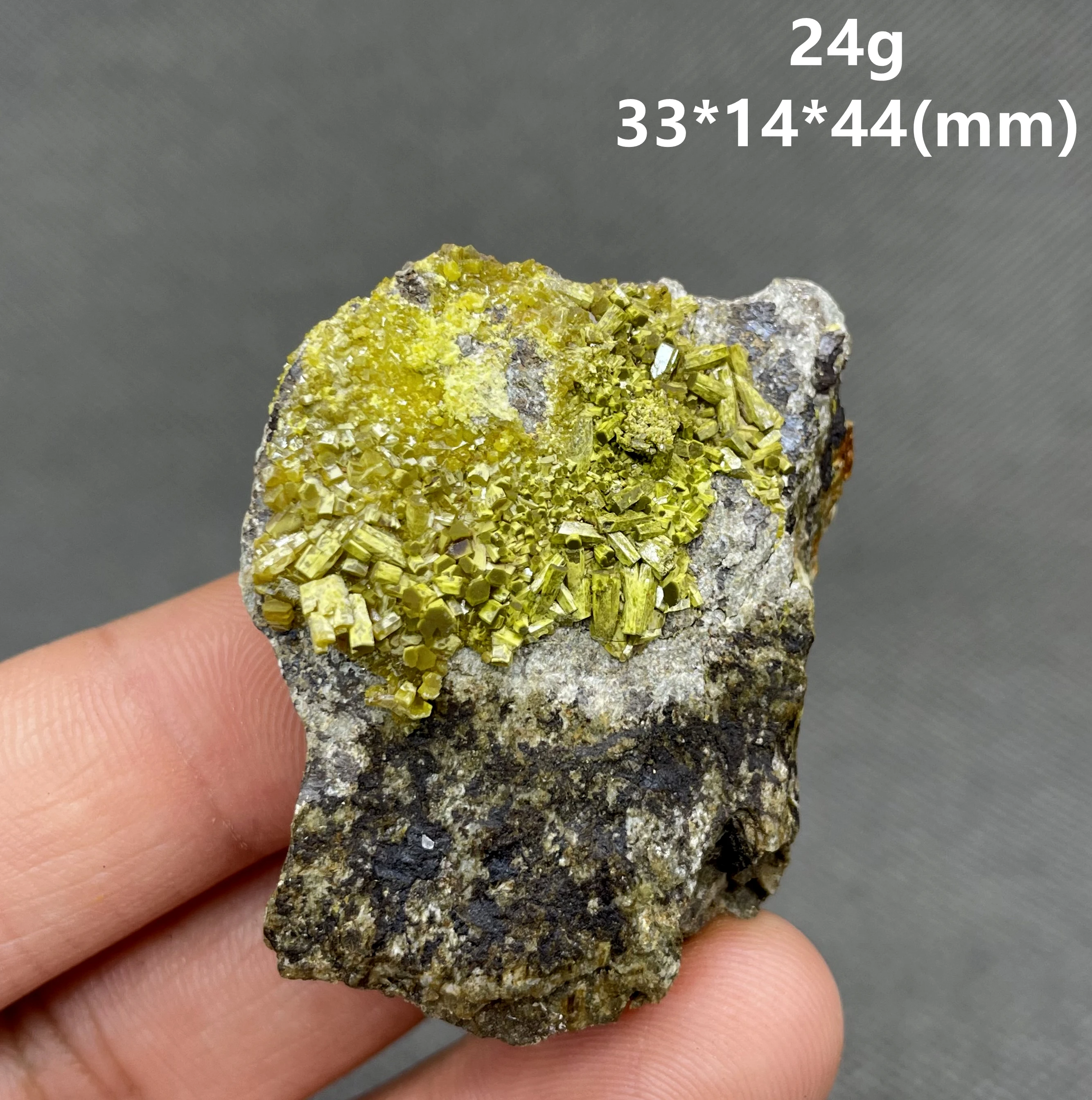 BEST! 100% Natural Pyromorphite mineral specimen stones and crystals collection gemstones quartz